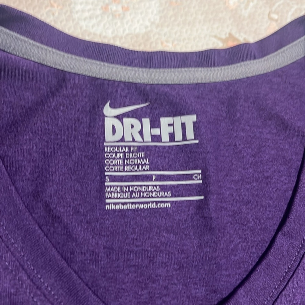 Nike Women's Purple Dri-FIT‎ V-Neck Top - Picture 5 of 7